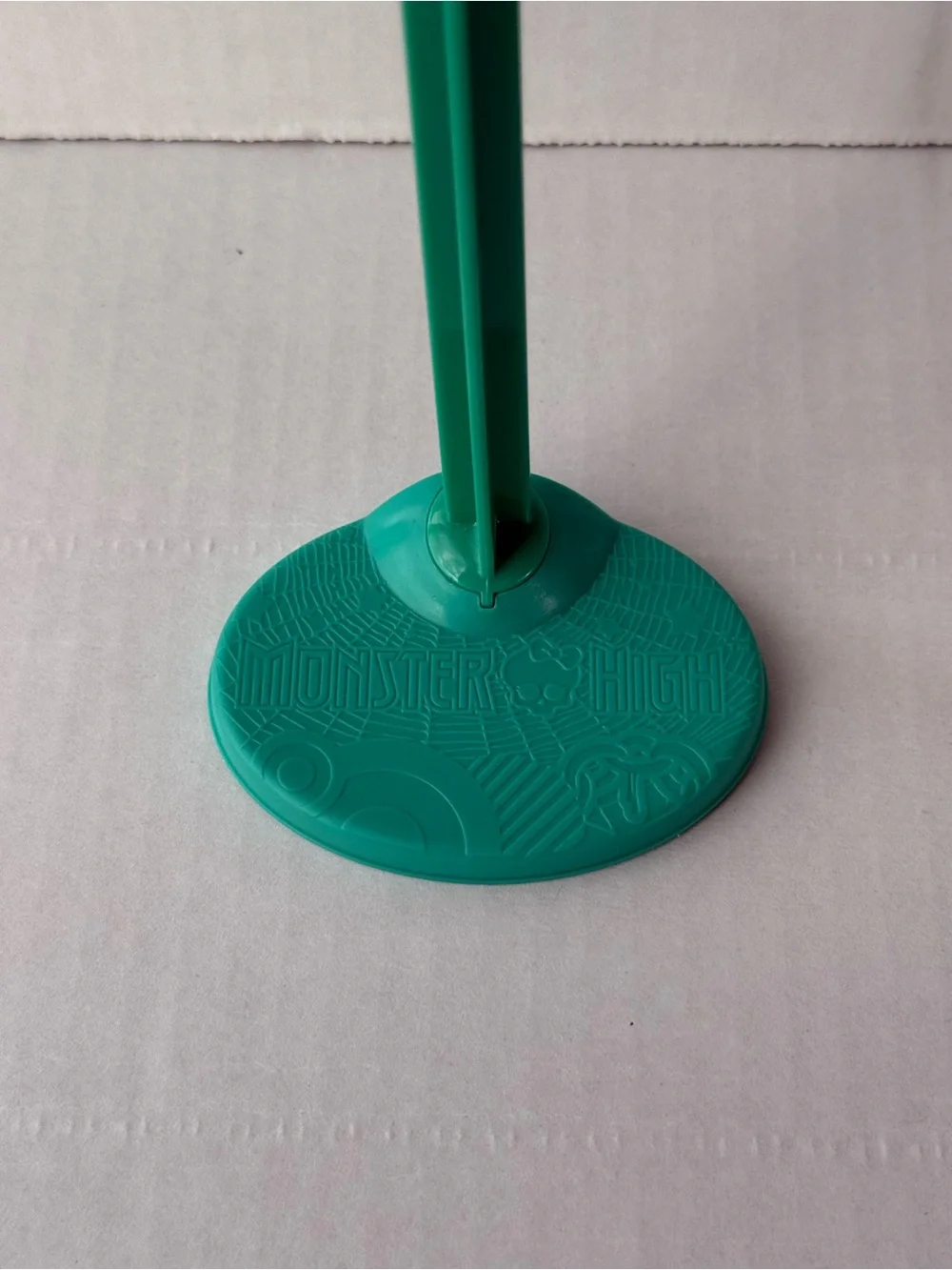 Monster High G1 Teal Green/Blue Female Stand Only Replacement Part